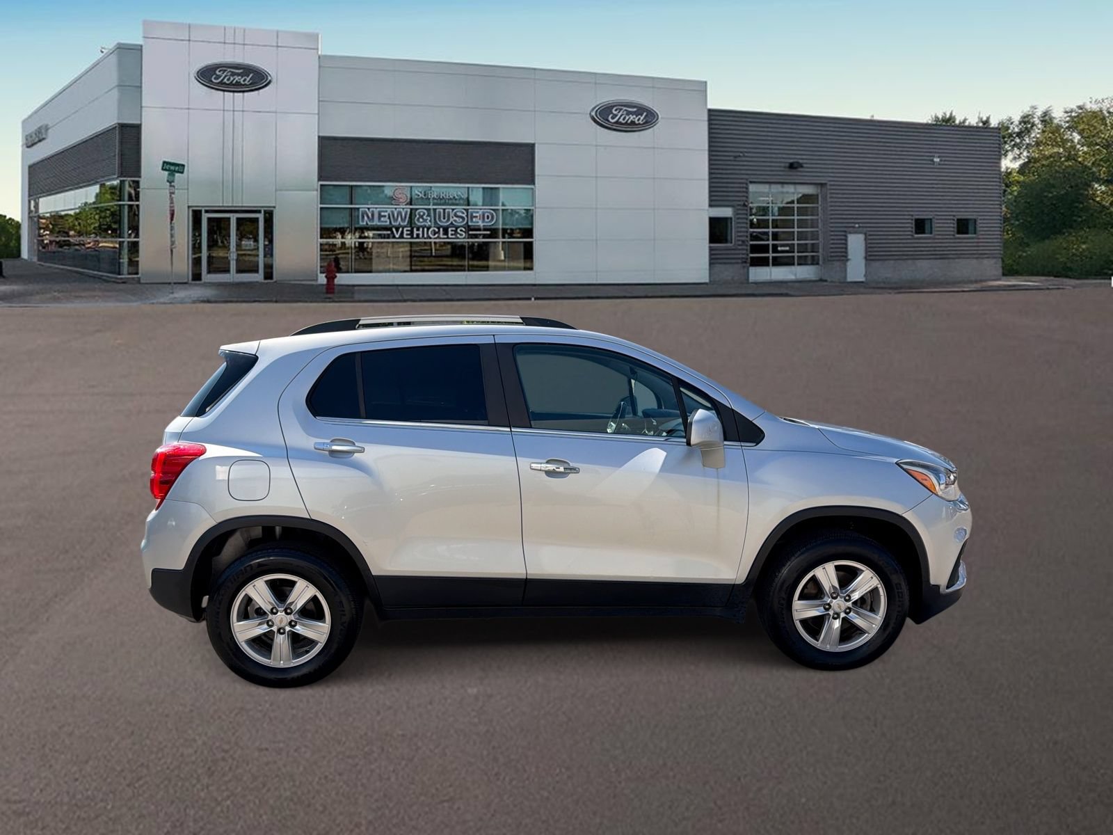 Used 2018 Chevrolet Trax LT w/ LT Convenience Package AWD/4WD image 10