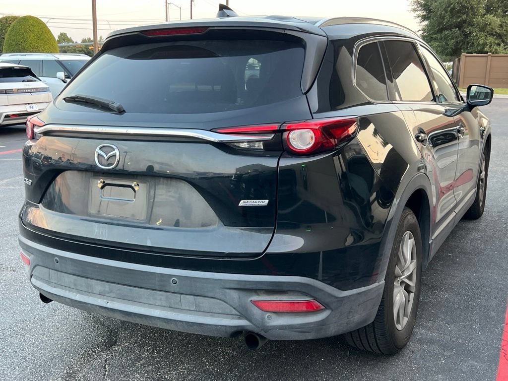 Used 2018 MAZDA CX-9 Touring w/ Touring Premium Package FWD image 5