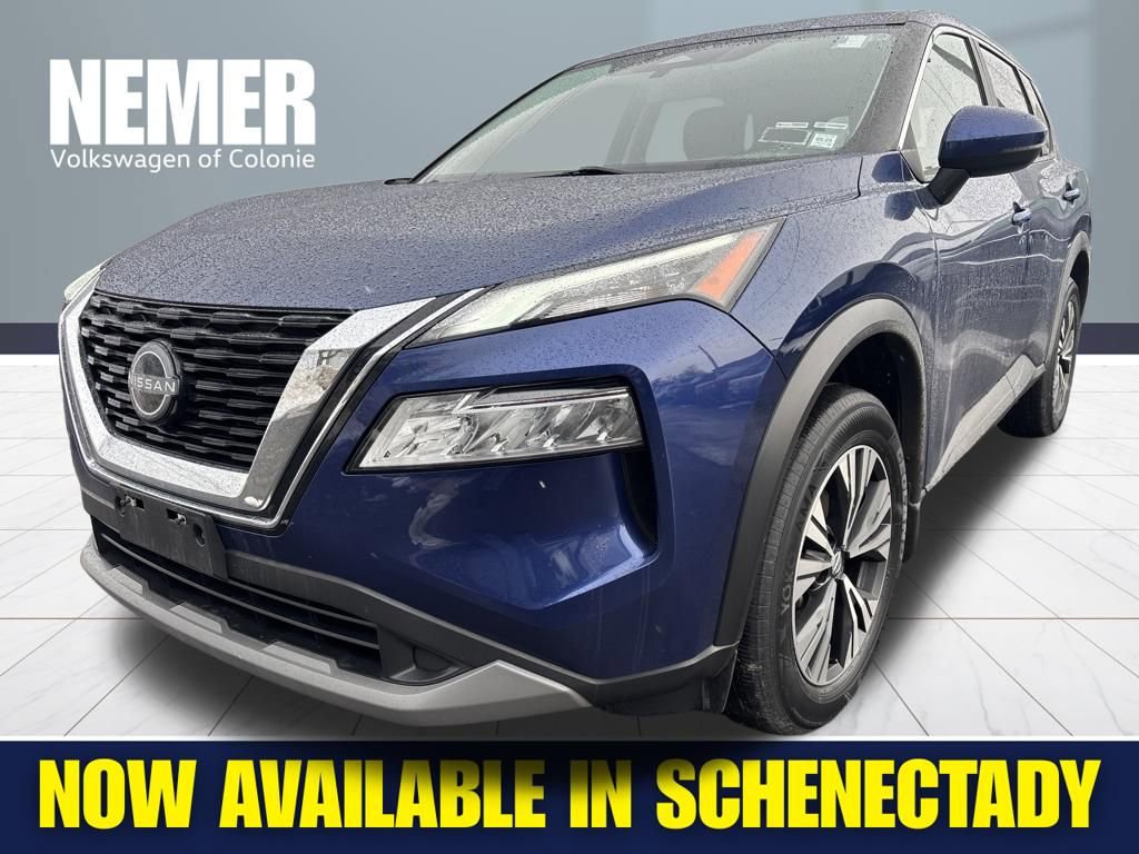 Used 2023 Nissan Rogue SV image 1
