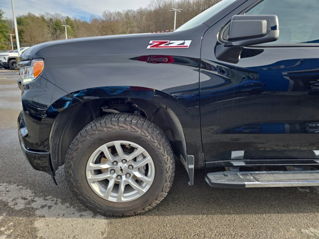 Used 2025 Chevrolet Silverado 1500 RST w/ Z71 Off-Road Package image 9