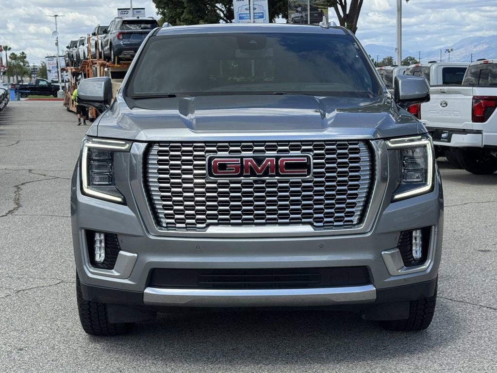 Used 2024 GMC Yukon Denali RWD image 2