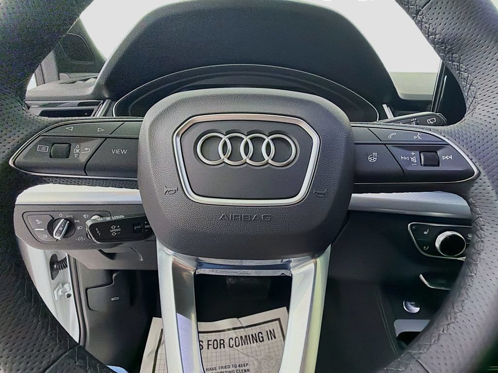 Used 2024 Audi Q5 2.0T Prestige AWD/4WD image 11