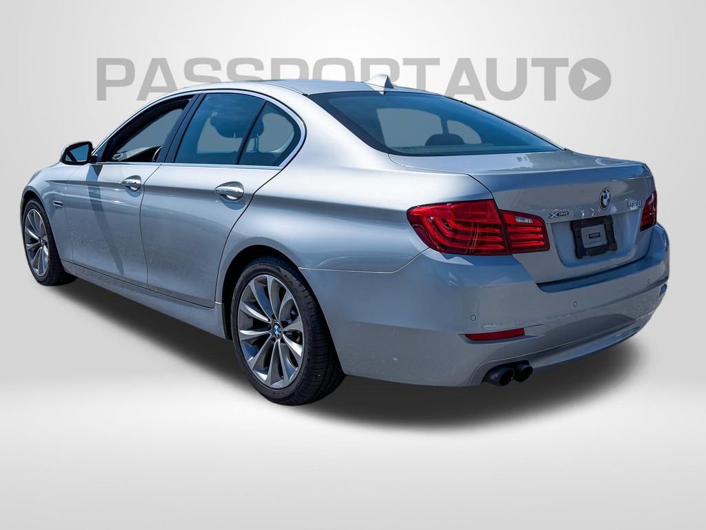 Used 2016 BMW 528i xDrive Sedan AWD/4WD image 3