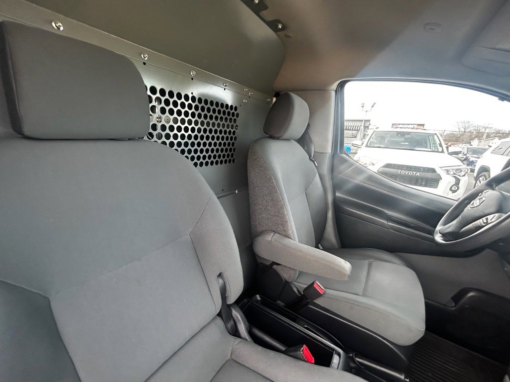 Used 2019 Nissan NV200 SV w/ Navigation Package image 18