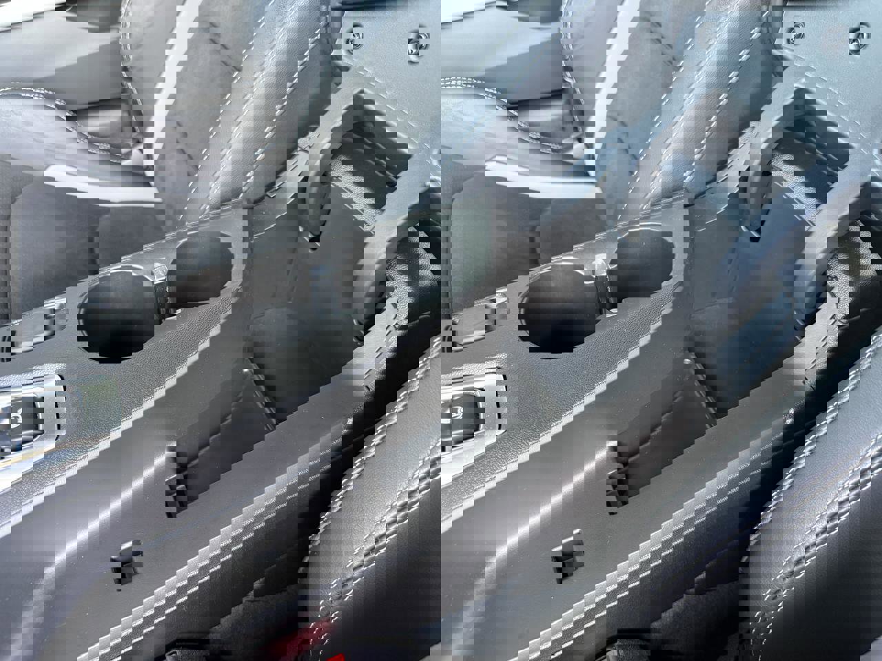 Used 2018 Chevrolet Camaro SS RWD image 25