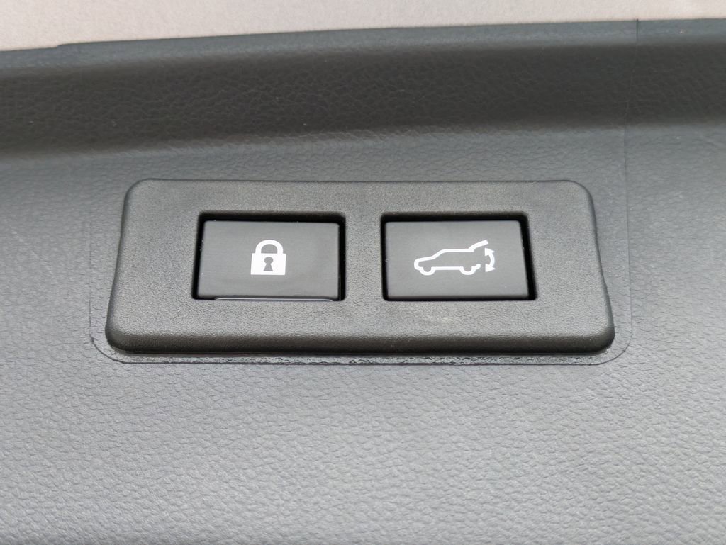 Used 2025 Subaru Outback Limited w/ Popular Package #2 image 15