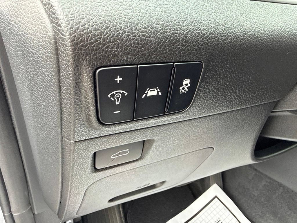 Certified 2021 Kia K5 LXS FWD image 22