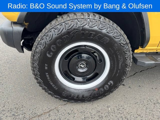 Used 2023 Ford Bronco Heritage Edition AWD/4WD image 9