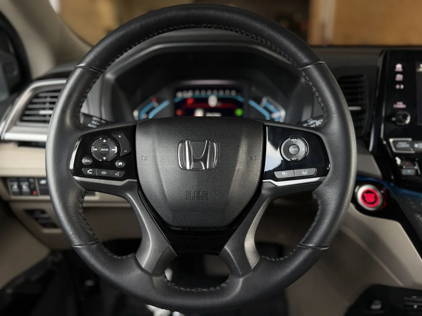 Used 2023 Honda Odyssey Touring image 23