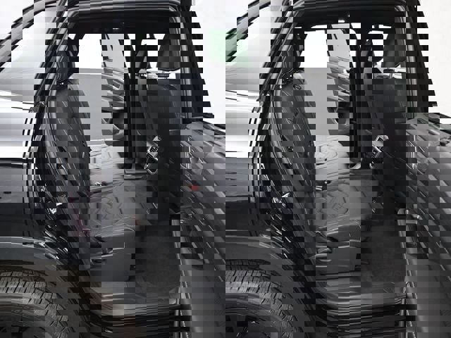 New 2026 Volkswagen Atlas Cross Sport SE image 13