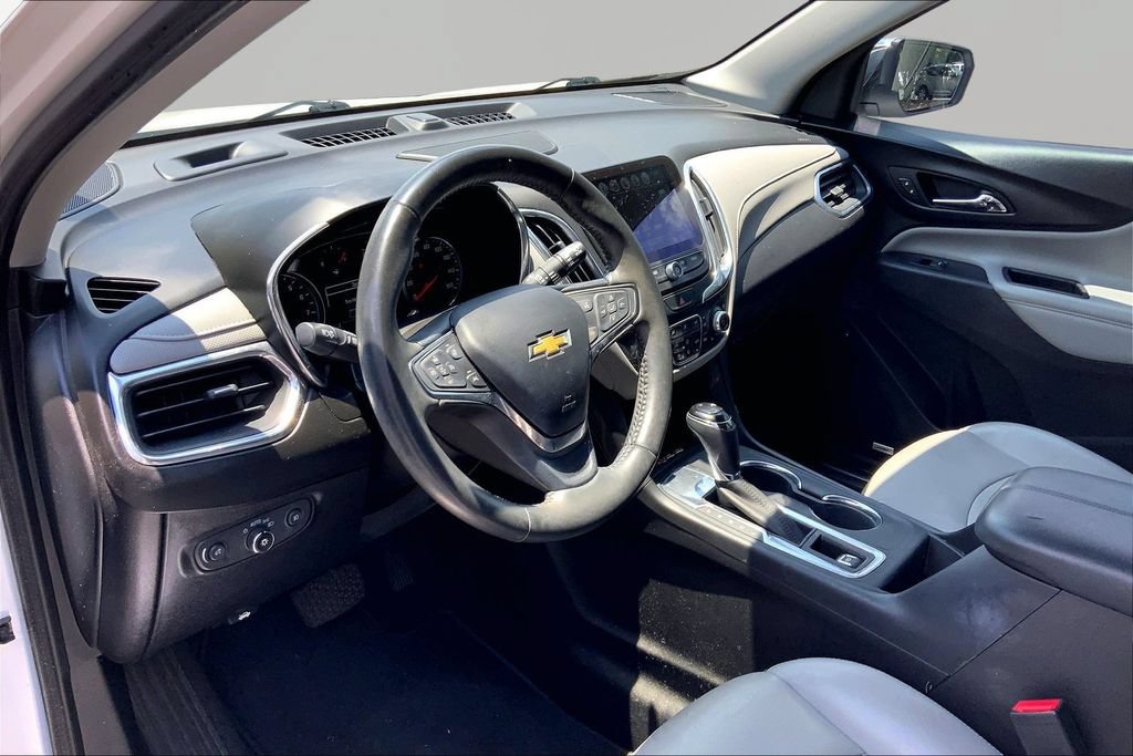Used 2018 Chevrolet Equinox Premier FWD image 12