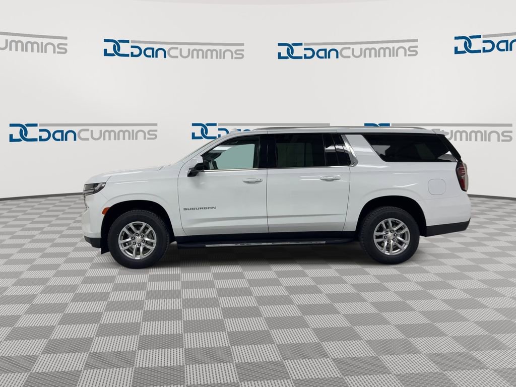 Used 2024 Chevrolet Suburban LT image 5