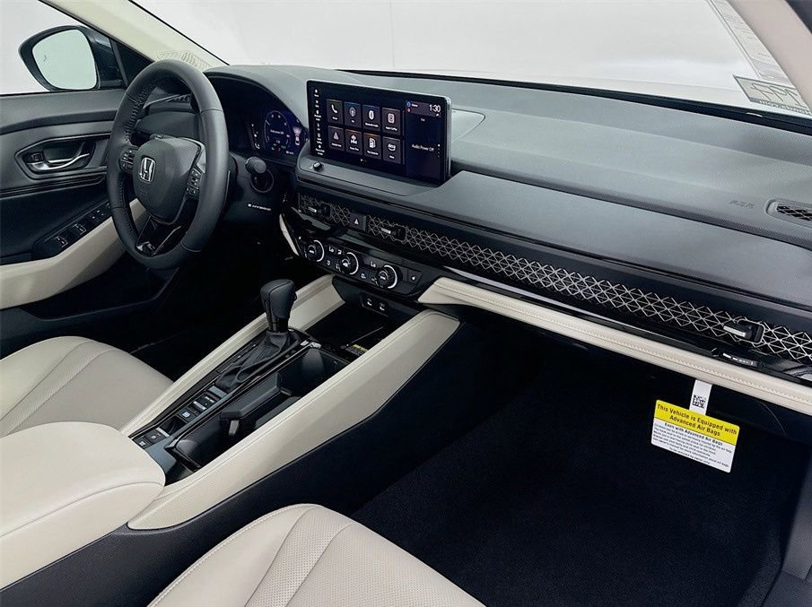 Used 2025 Honda Accord EX-L image 40