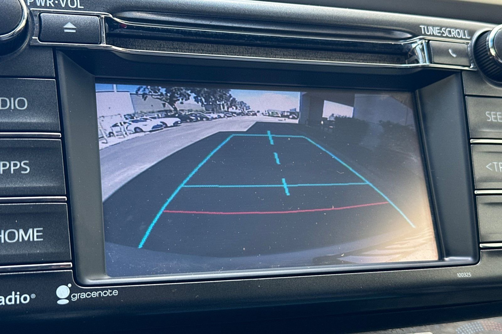 Used 2014 Toyota RAV4 XLE image 19