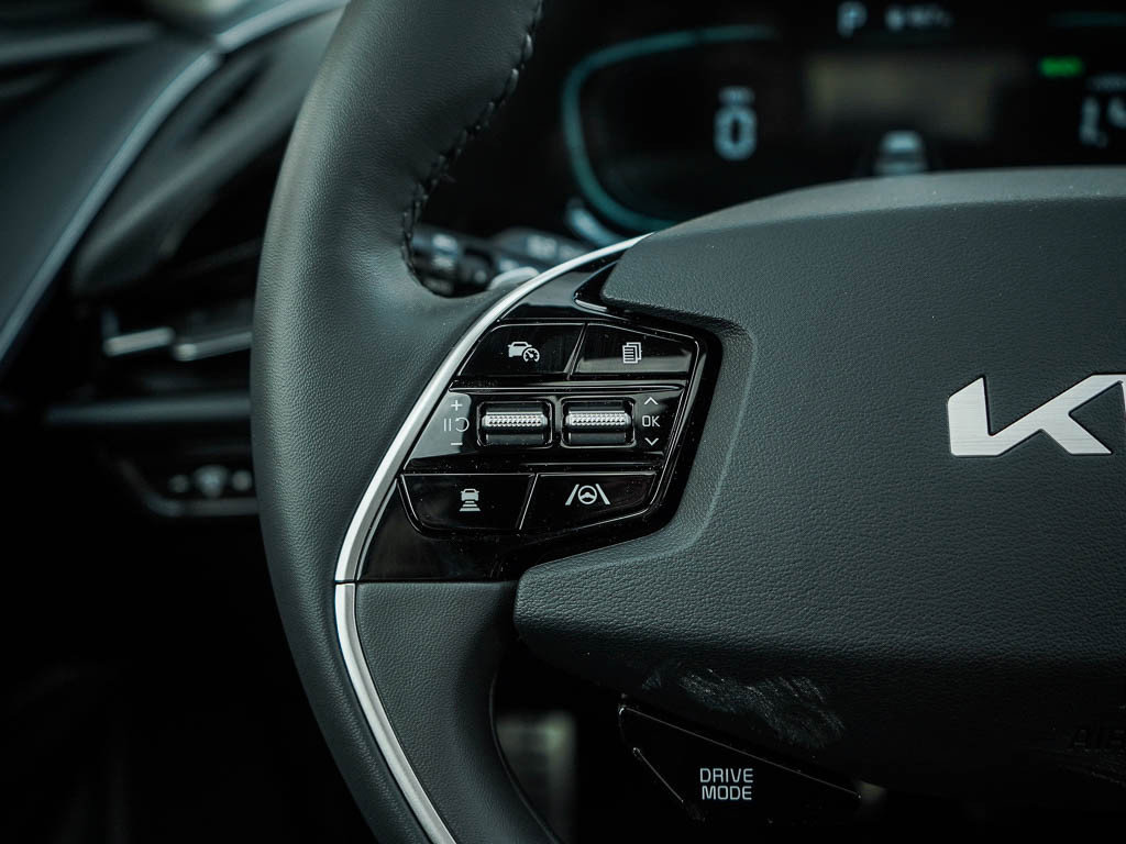 New 2026 Kia Niro SX Touring image 20