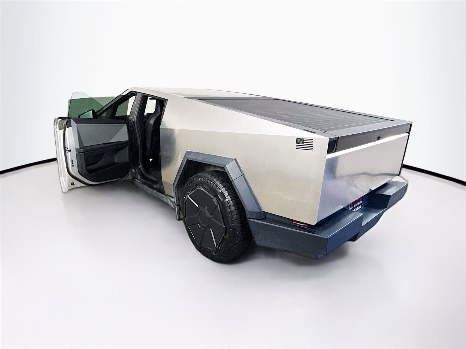 Used 2024 Tesla Cybertruck Cyberbeast image 19