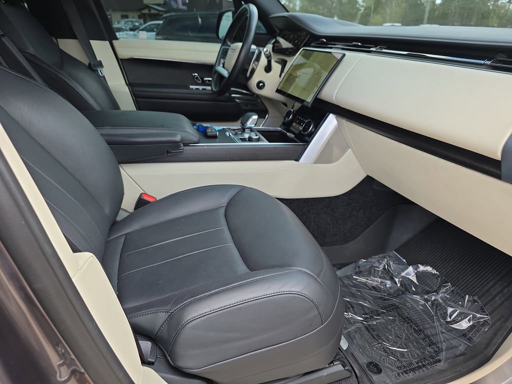 Used 2022 Land Rover Range Rover SE AWD/4WD image 37