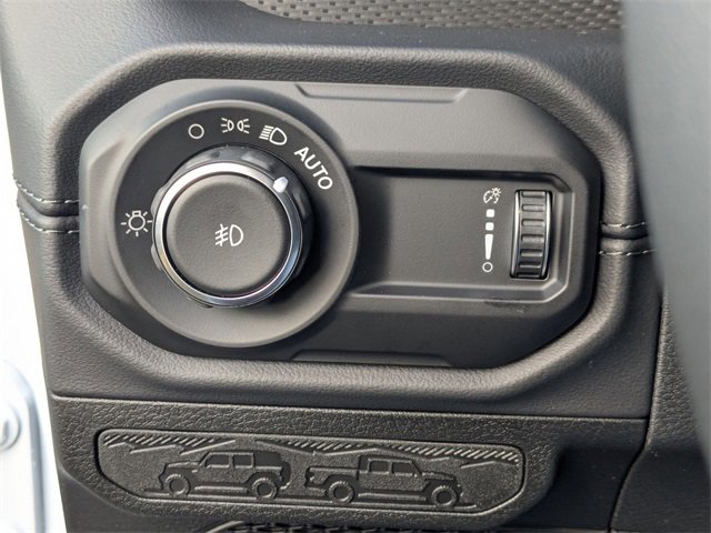 New 2026 Jeep Wrangler Rubicon w/ Technology Group image 12