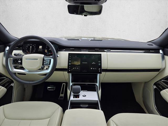 New 2026 Land Rover Range Rover Long Wheelbase SE image 15