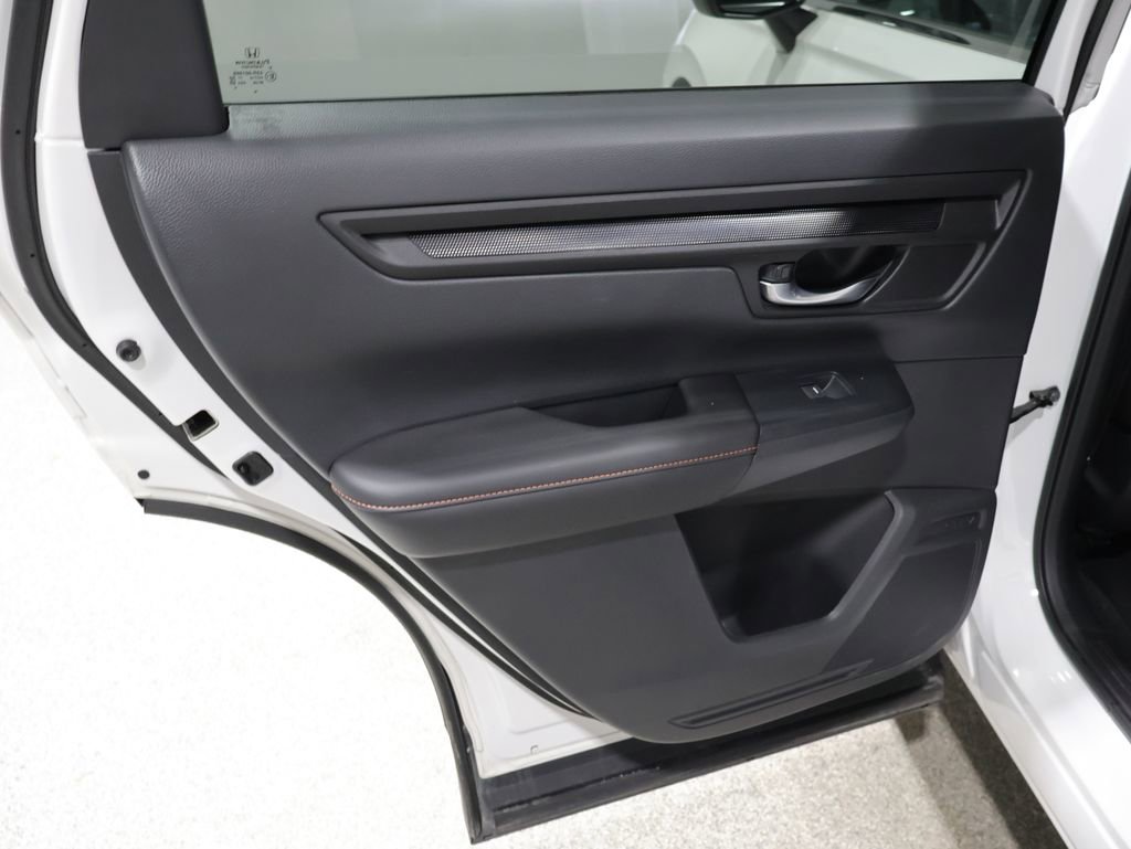Used 2025 Honda CR-V Sport image 19
