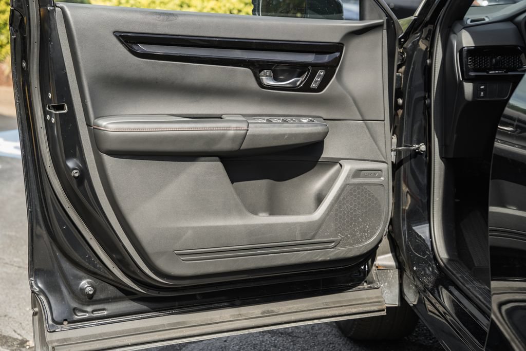 Used 2023 Honda CR-V Sport Touring image 40