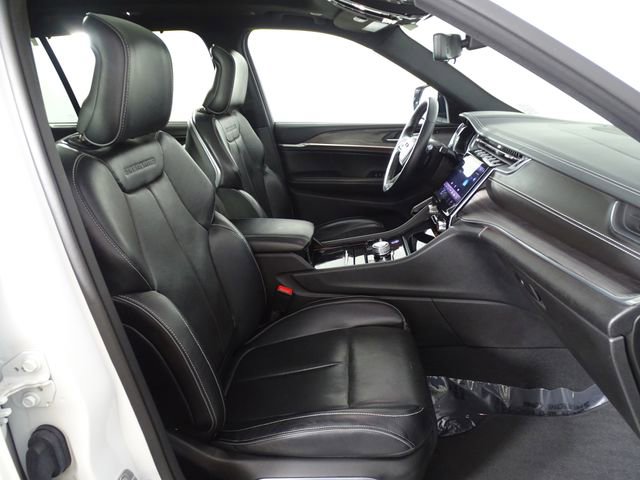 Used 2021 Jeep Grand Cherokee L Overland w/ Luxury Tech Group IV image 18