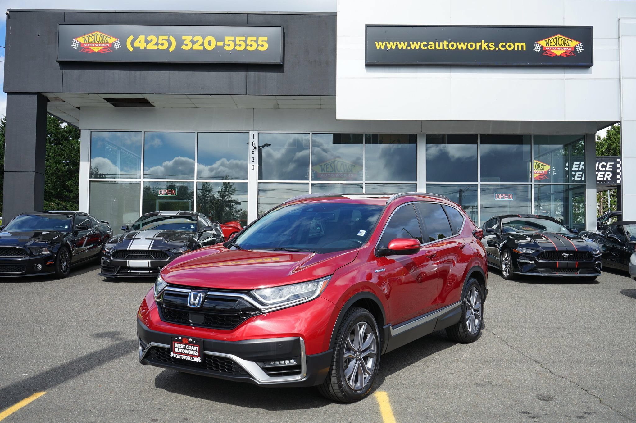 Used 2020 Honda CR-V Touring image 1