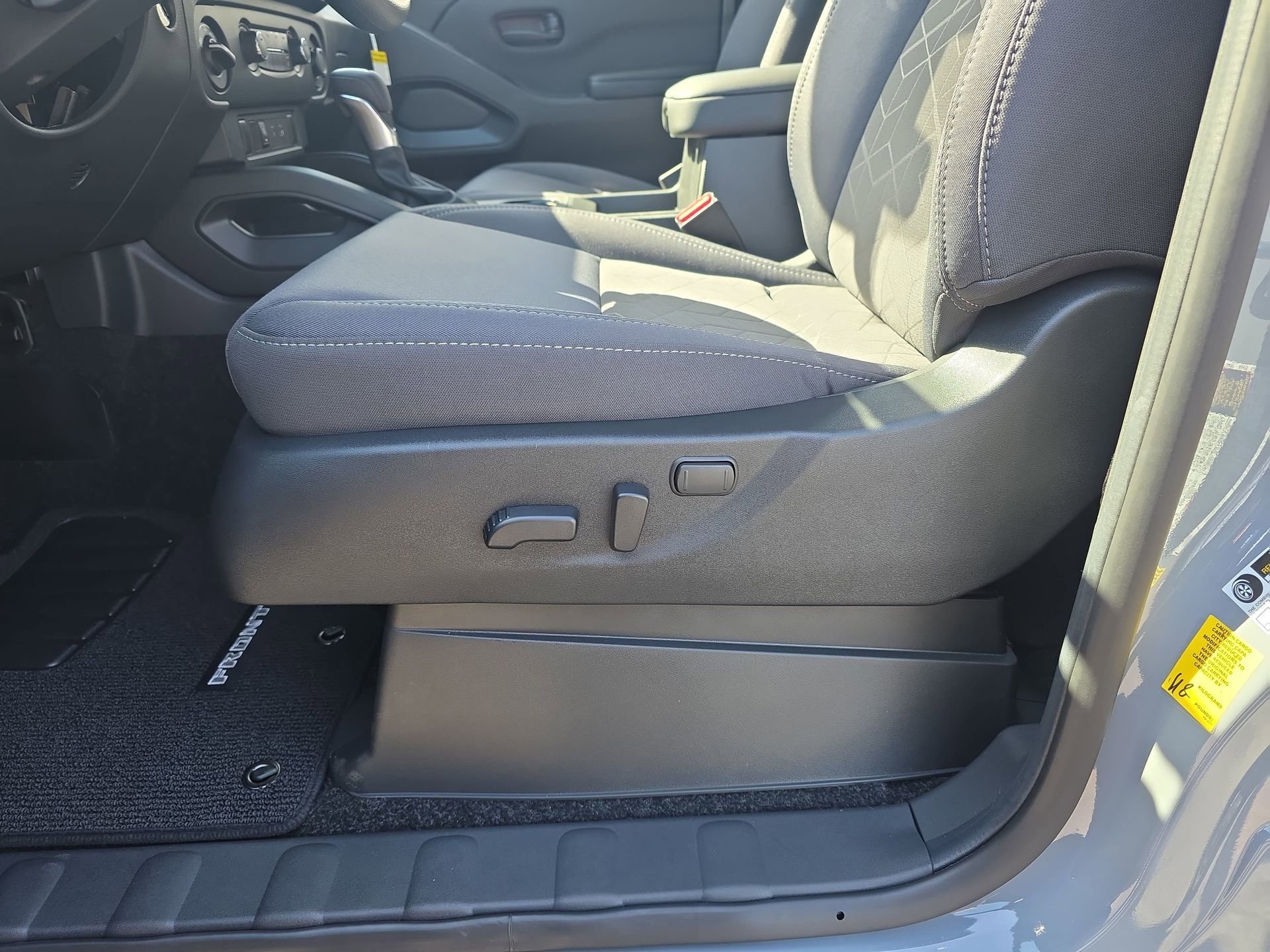 New 2026 Nissan Frontier SV w/ Tow Package image 28