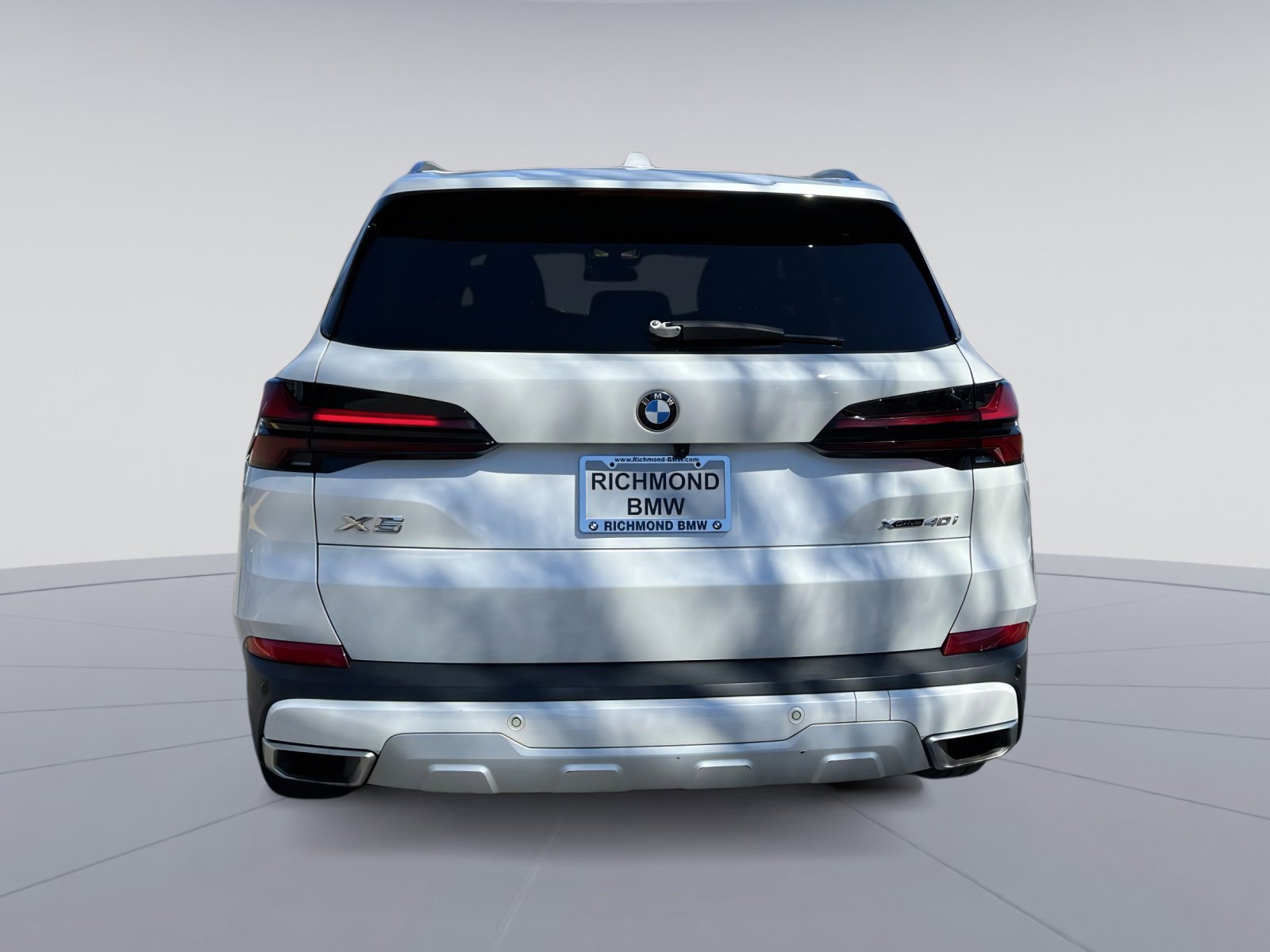 Used 2024 BMW X5 xDrive40i image 4