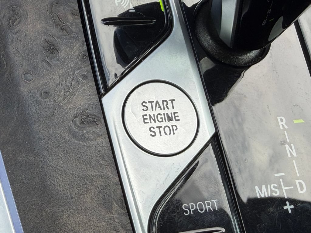 Used 2022 BMW X5 xDrive40i AWD/4WD image 35
