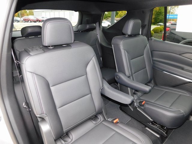 New 2026 Chevrolet Traverse LT w/ Sun and Wheel Package image 22