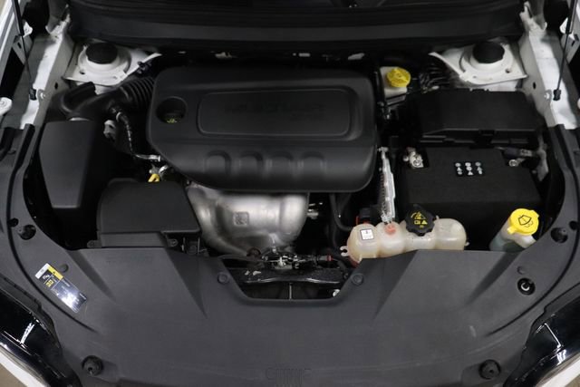 Used 2019 Jeep Cherokee Limited FWD image 28