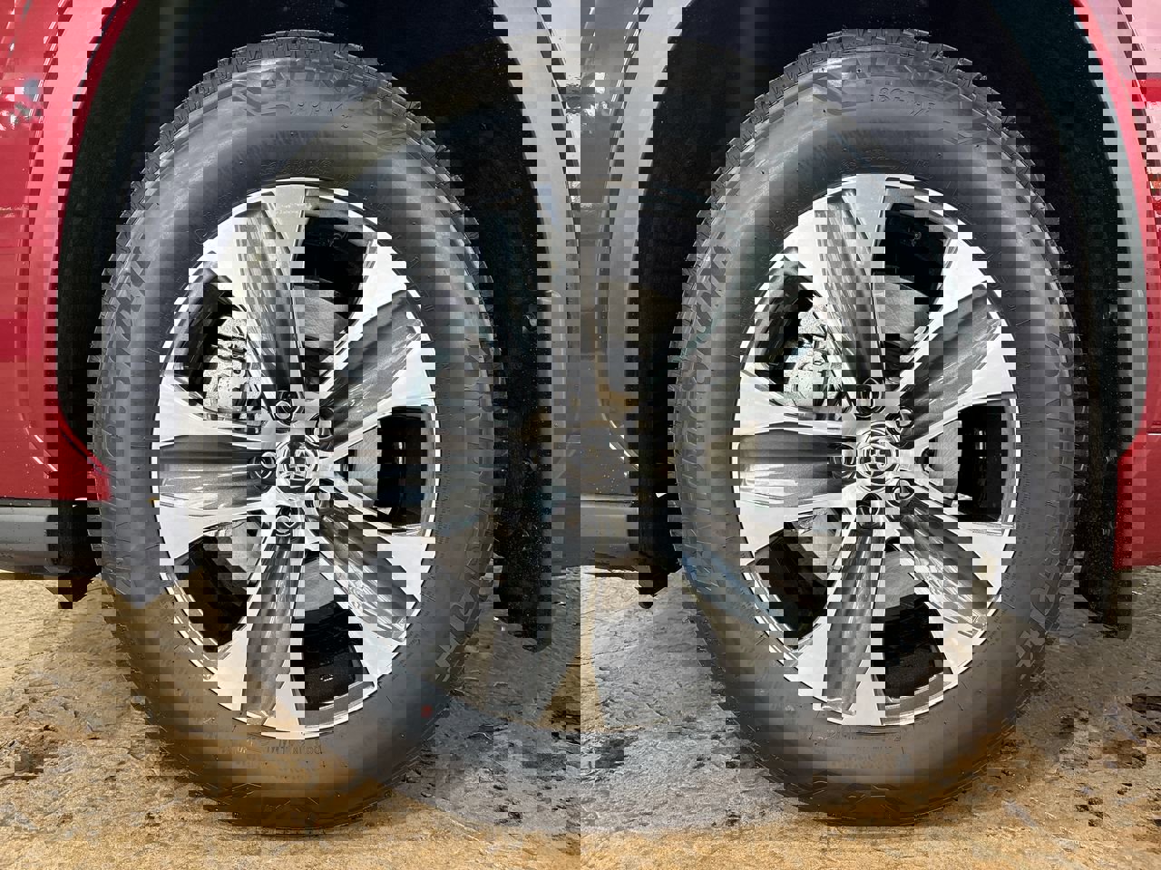 New 2026 Toyota Highlander XLE image 10