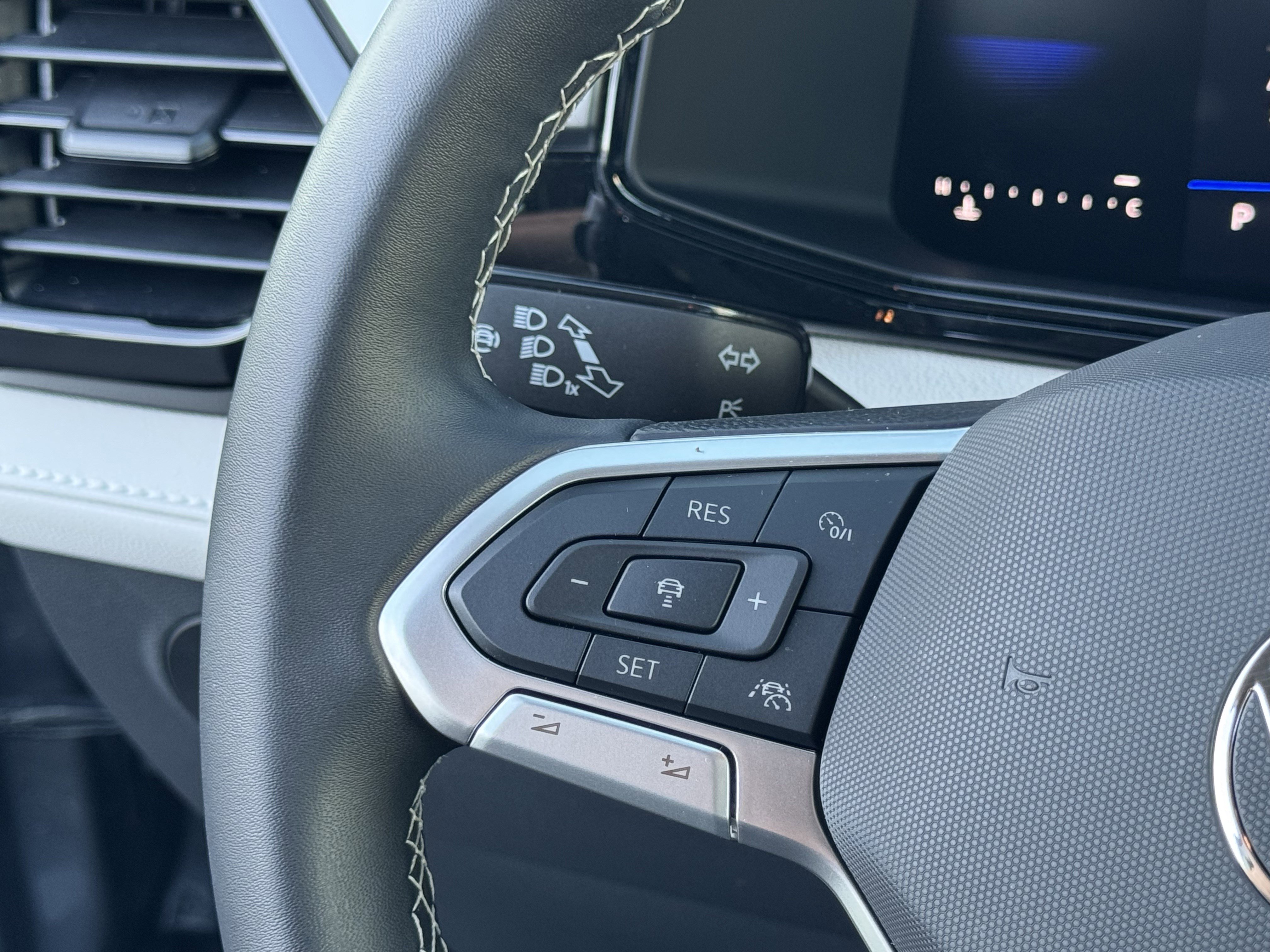 Used 2025 Volkswagen Taos S image 19