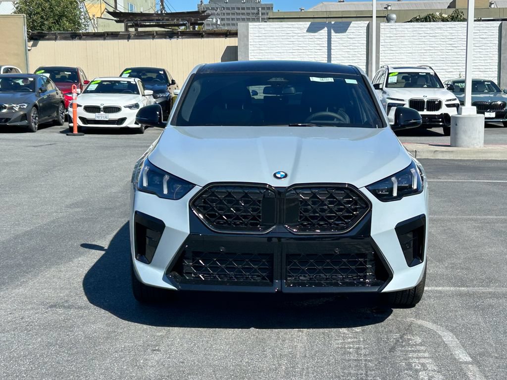 New 2026 BMW X2 xDrive28i w/ Technology Package AWD/4WD image 8