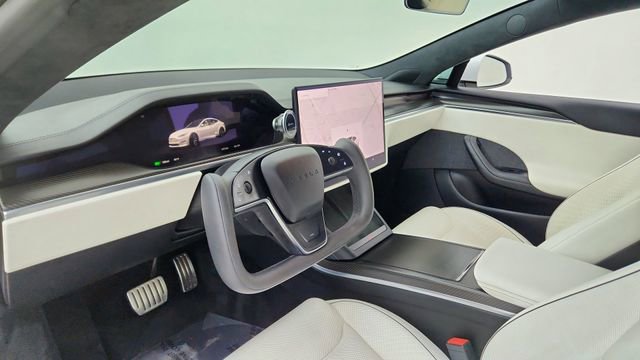 Used 2022 Tesla Model S Plaid AWD/4WD image 18