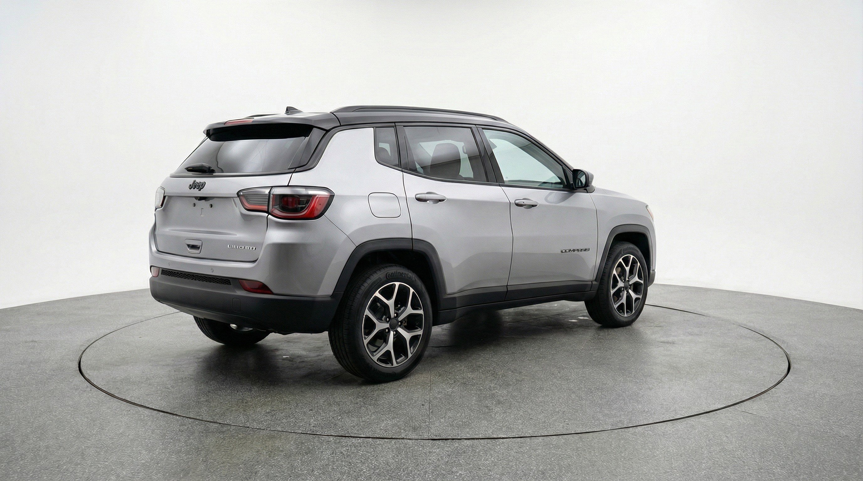 Used 2025 Jeep Compass Limited AWD/4WD image 9