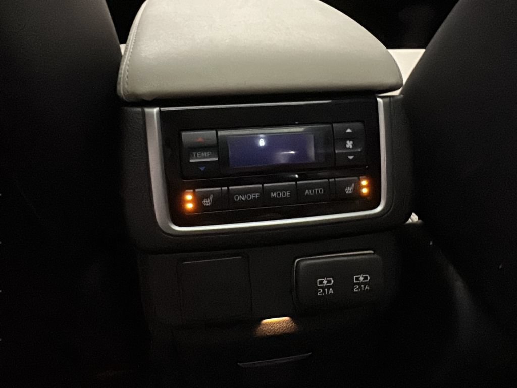 Used 2022 Subaru Ascent Limited w/ Technology Package AWD/4WD image 25