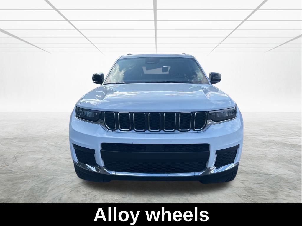 Certified 2023 Jeep Grand Cherokee L Laredo image 9