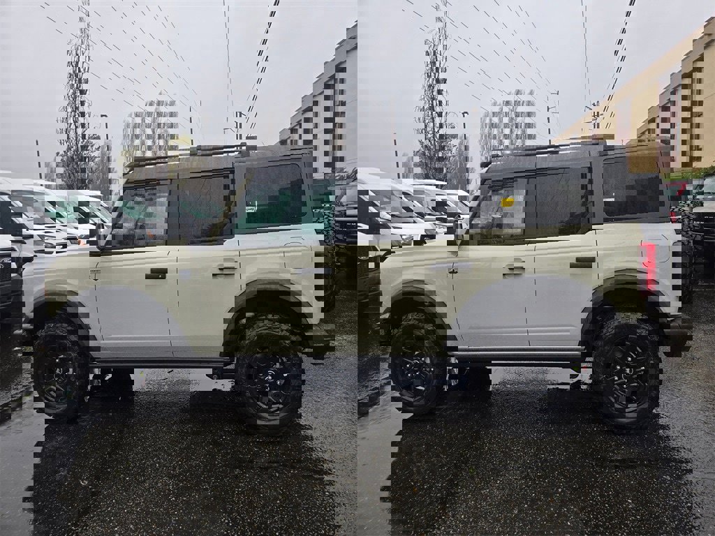 New 2025 Ford Bronco Big Bend w/ Black Diamond Package image 8