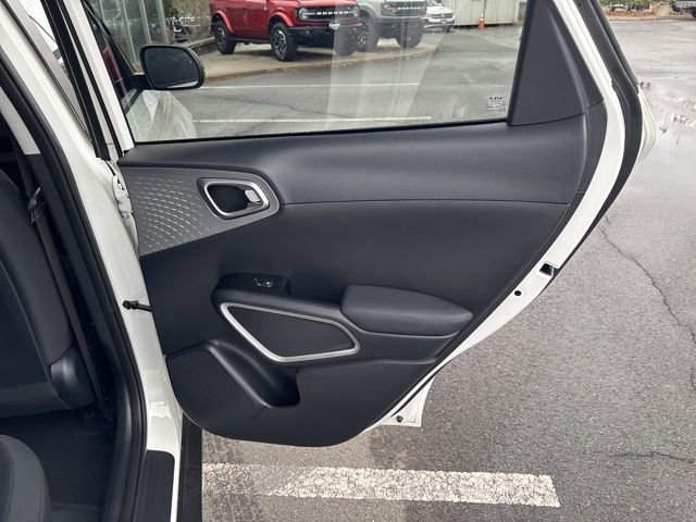 Used 2024 Kia Soul S image 30