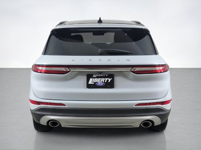 Used 2025 Lincoln Corsair Reserve AWD/4WD image 4