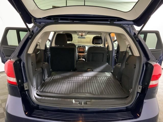 Used 2017 Dodge Journey SXT w/ Comfort/Convenience Group image 33