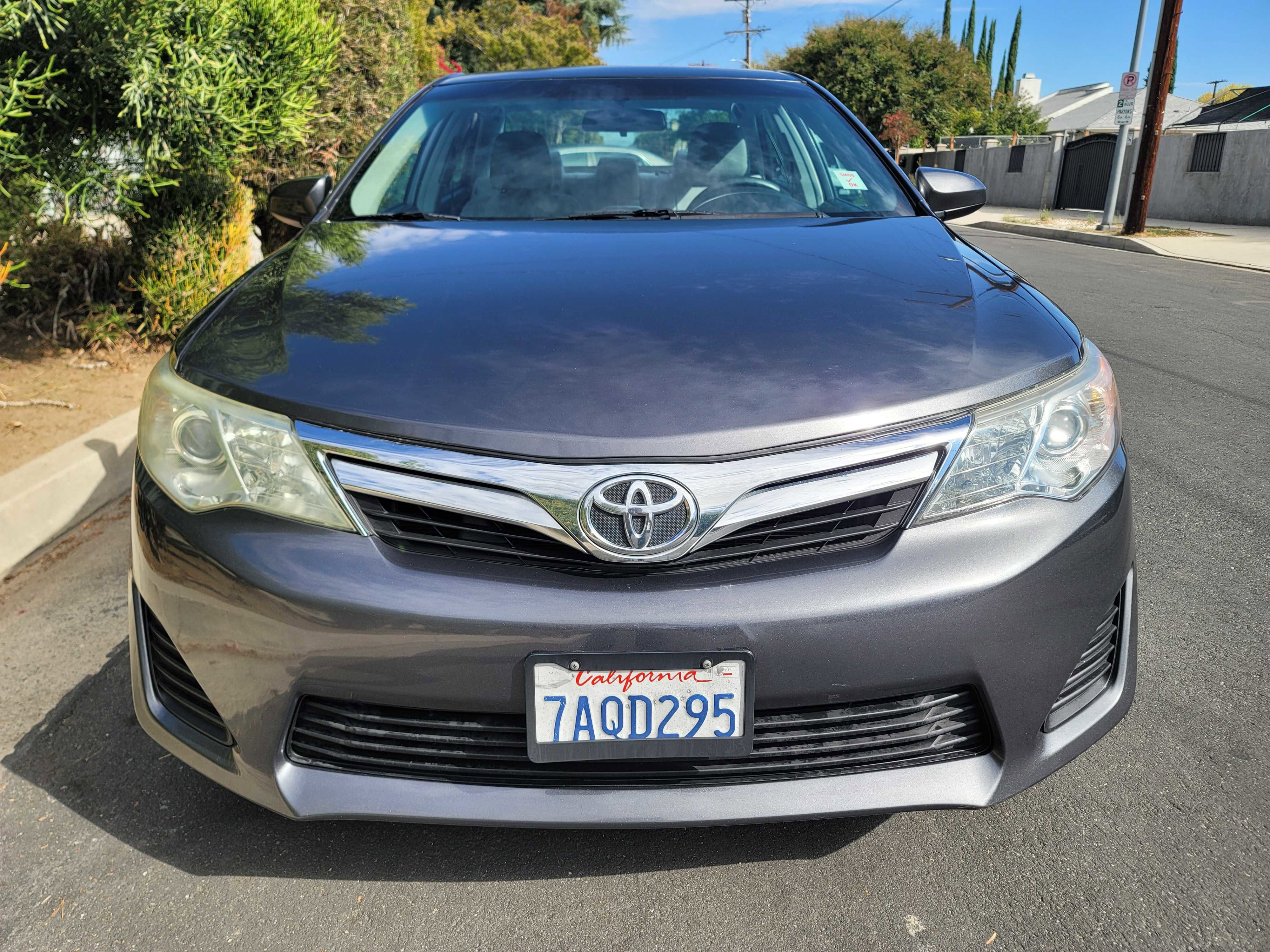 Used 2013 Toyota Camry LE image 5