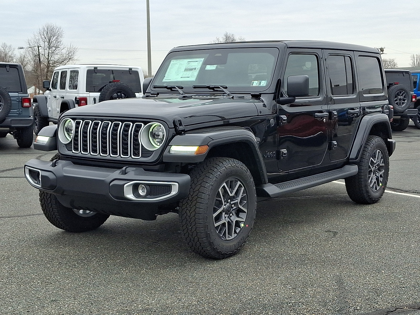 New 2026 Jeep Wrangler Unlimited Sahara AWD/4WD image 2
