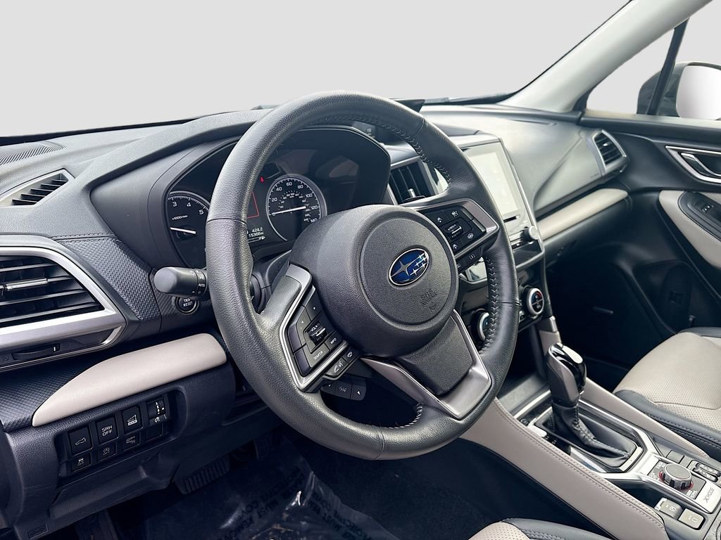 Used 2022 Subaru Forester Limited w/ Popular Package #2 AWD/4WD image 9
