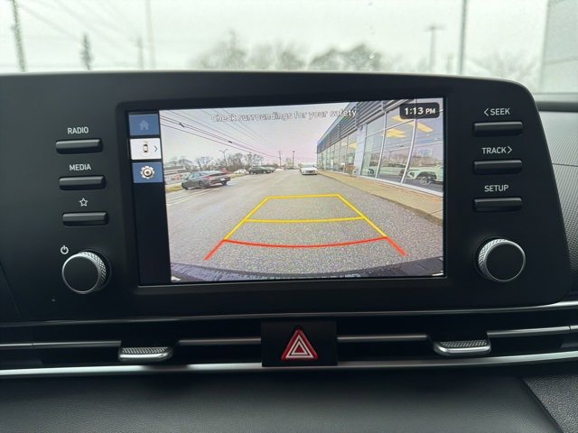 Used 2025 Hyundai Elantra SE image 23