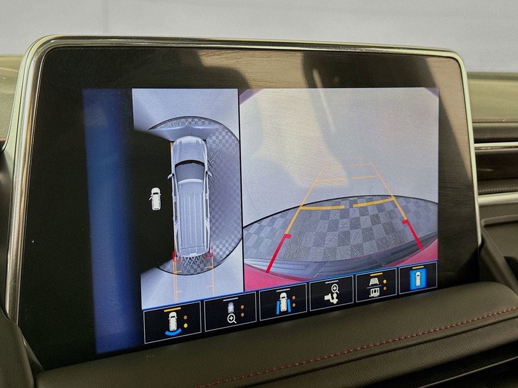 Used 2023 Chevrolet Tahoe RST w/ Luxury Package image 17