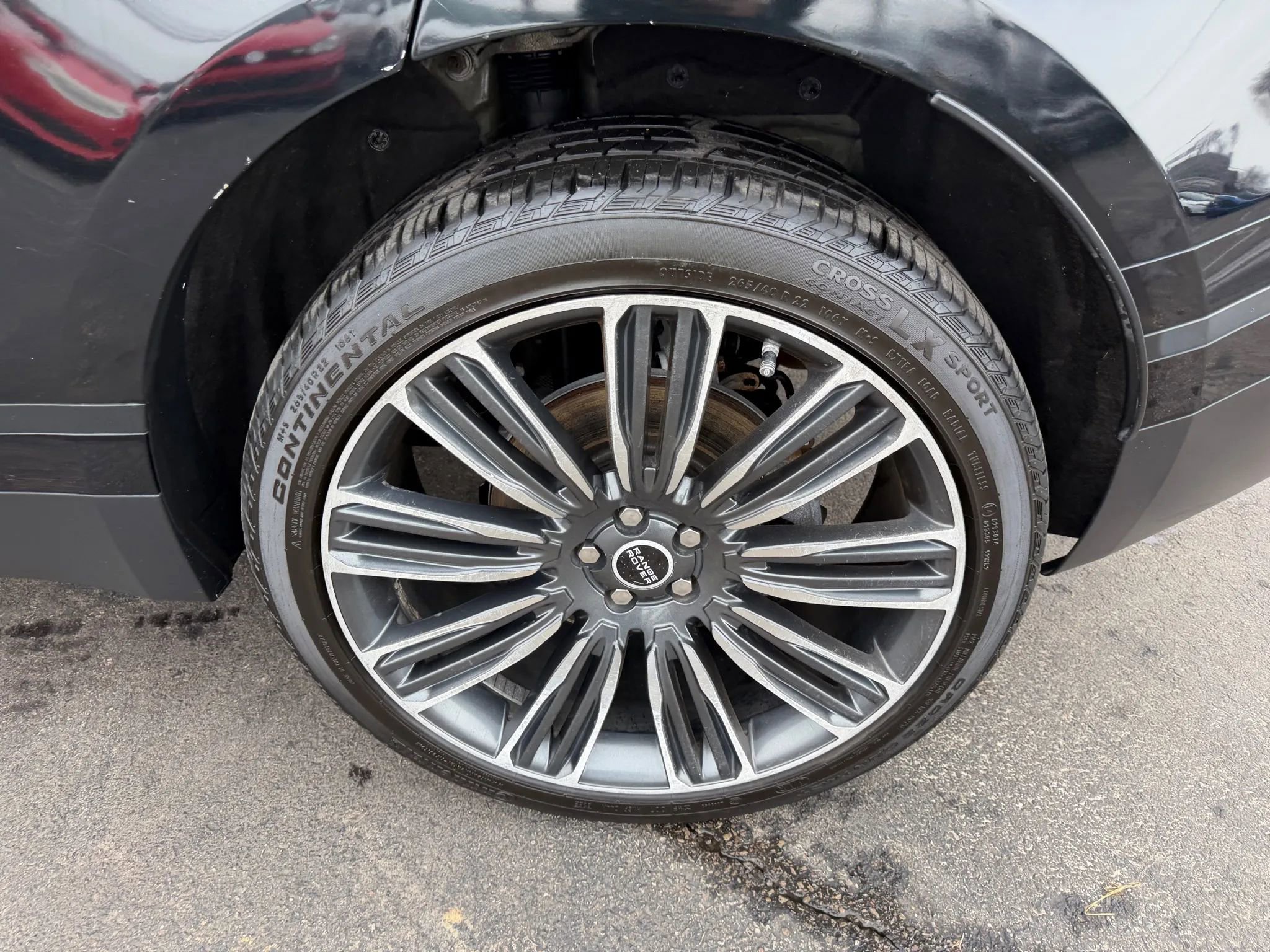 Used 2020 Land Rover Range Rover Velar S image 47