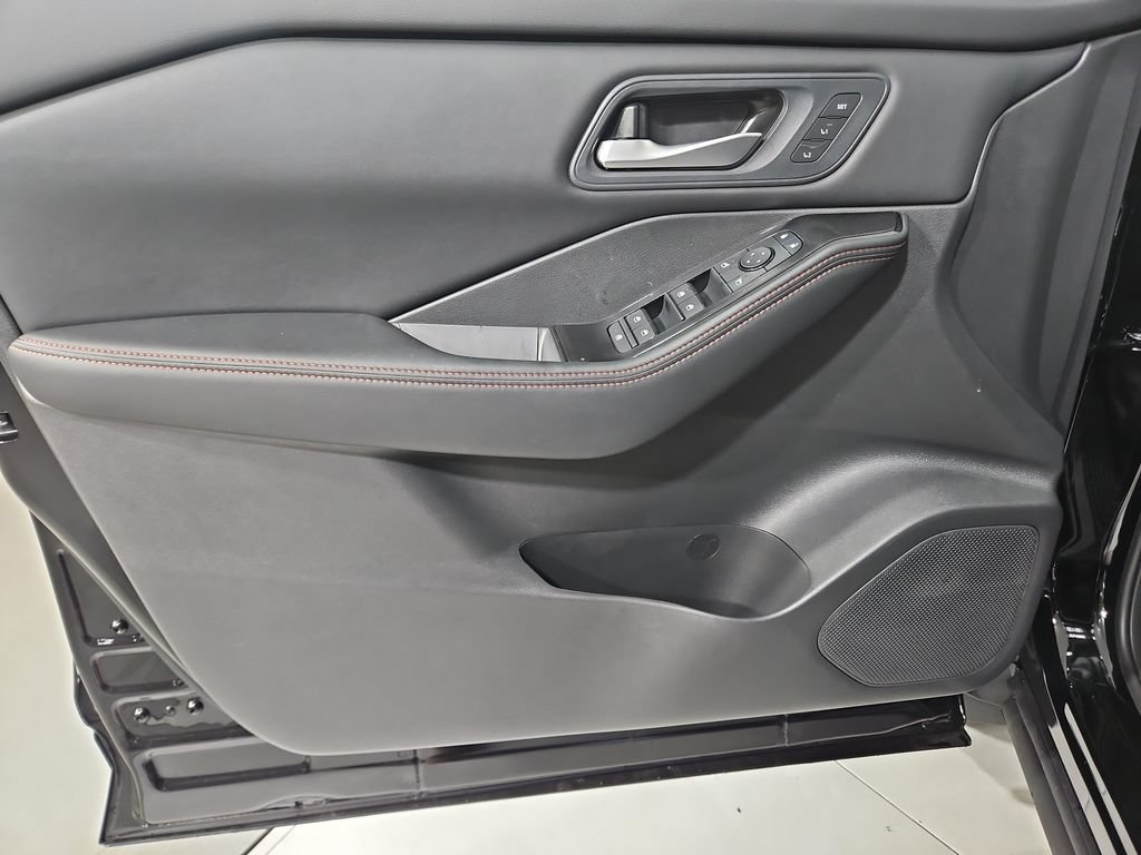 New 2026 Nissan Rogue SV w/ Rock Creek Premium Package AWD/4WD image 10